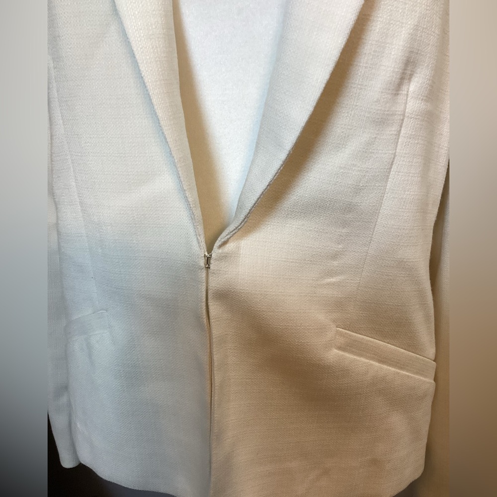 H&M Blazer - Picture 2 of 4